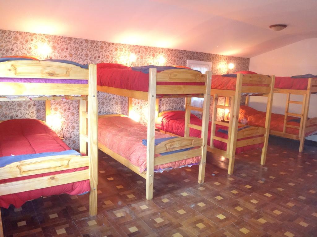 Sofi'S Hostel San Carlos de Bariloche Rum bild