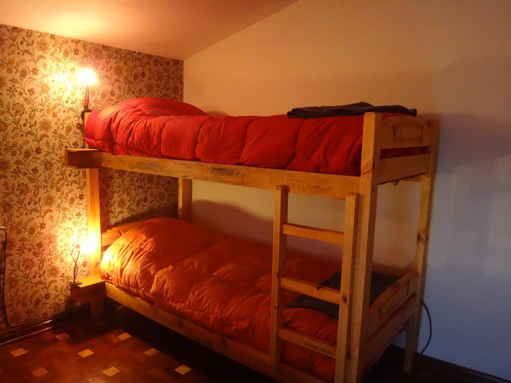 Sofi'S Hostel San Carlos de Bariloche Rum bild